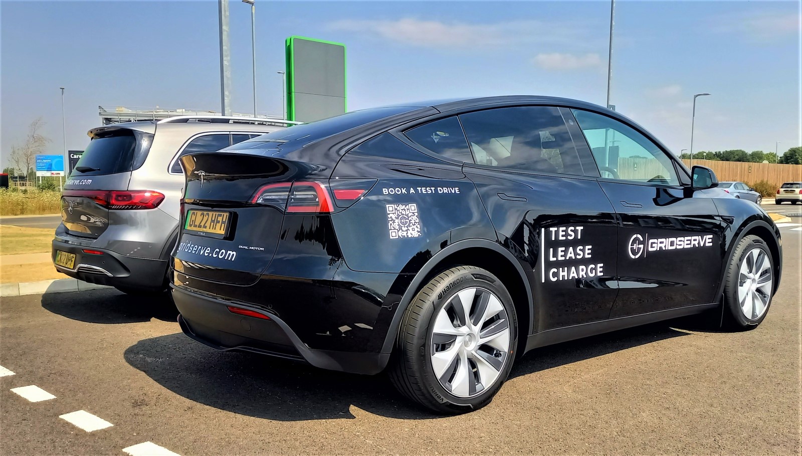 Twin Test Review Tesla Model Y Vs Mercedes EQB