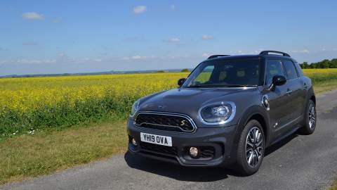 https://www.discoverev.co.uk/images/features/2019/mini-countryman-f60/main/DSC_0741.JPG_480px.jpg