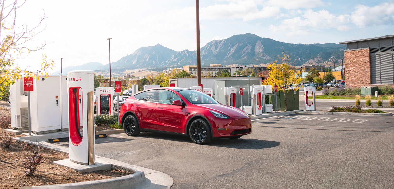 Tesla Supercharger Network To Be Opened To Other EVs