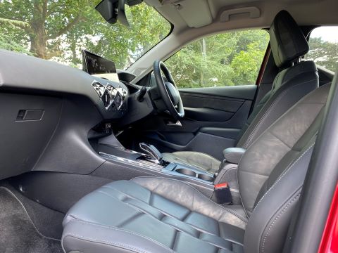 DS 3 E-TENSE front seats