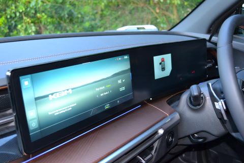 KGM Motors Torres EVX infotainment screen