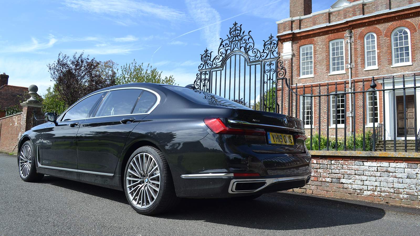 Bmw 745li 2019