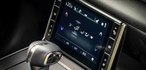 Mazda MX-30 air con control panel